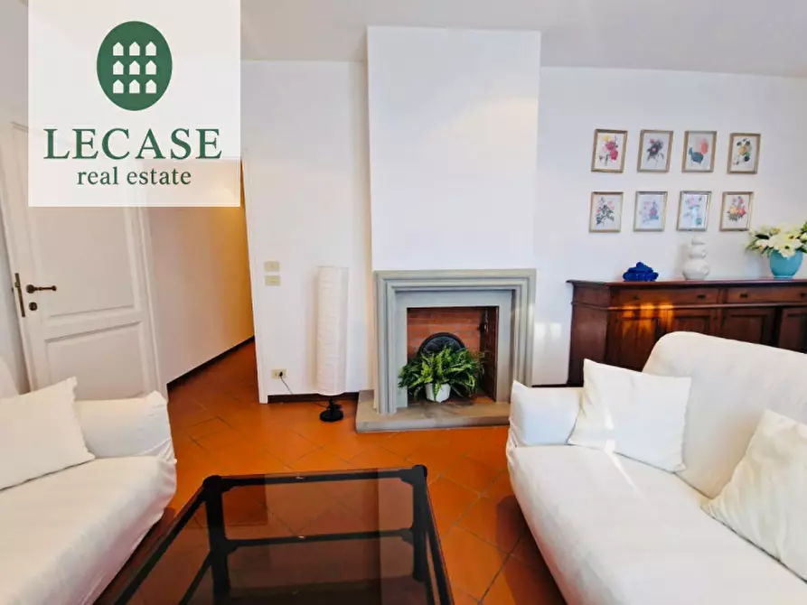 Immagine 28 di Appartamento in vendita  in via Crispi a Forte Dei Marmi