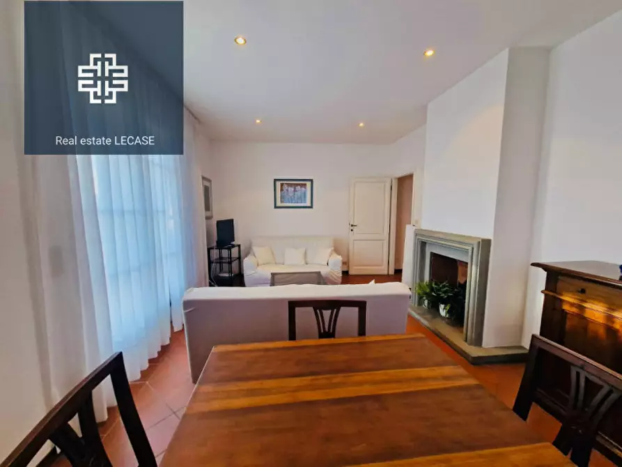 Immagine 24 di Appartamento in vendita  in via Crispi a Forte Dei Marmi