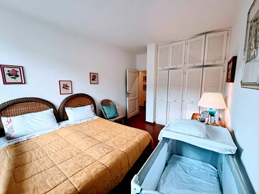 Immagine 10 di Appartamento in vendita  in via Crispi a Forte Dei Marmi