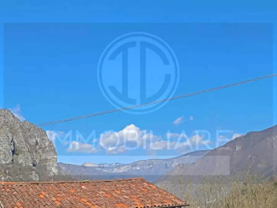 Immagine 2 di Villetta a schiera in vendita  a Posina