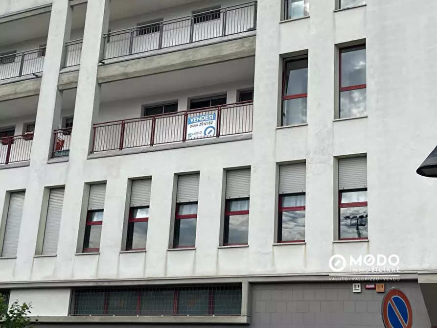 Immagine 3 di Ufficio in vendita  in via Volta a Monticello Conte Otto