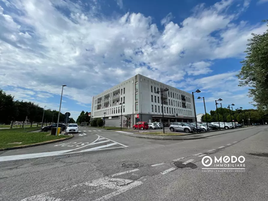 Immagine 5 di Ufficio in vendita  in via Volta a Monticello Conte Otto