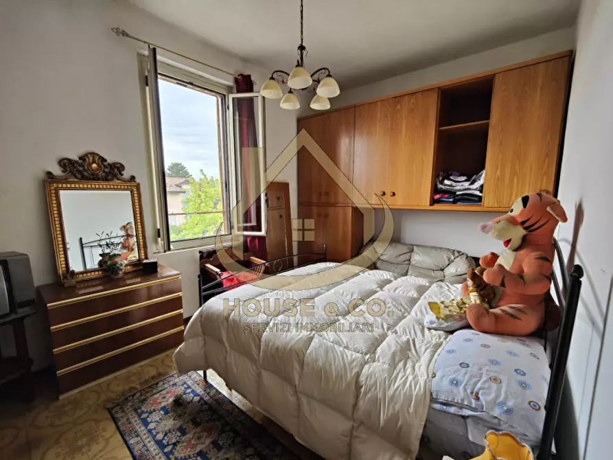 Immagine 21 di Villa in vendita  in Via Quattro Novembre a Parona