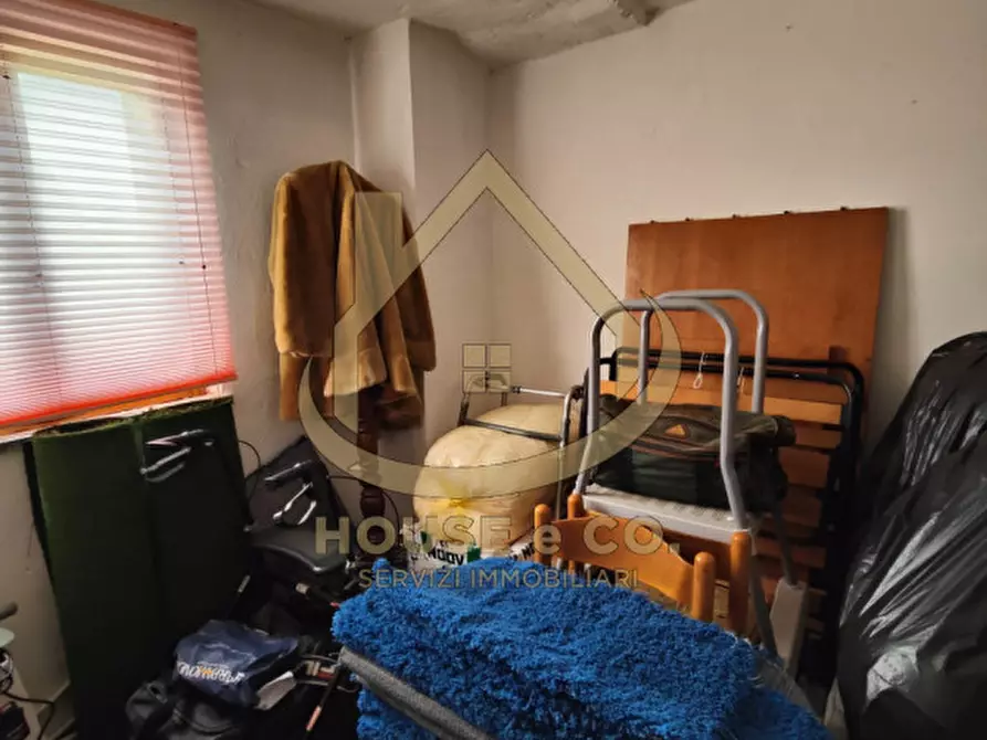 Immagine 50 di Villa in vendita  in Via Quattro Novembre a Parona