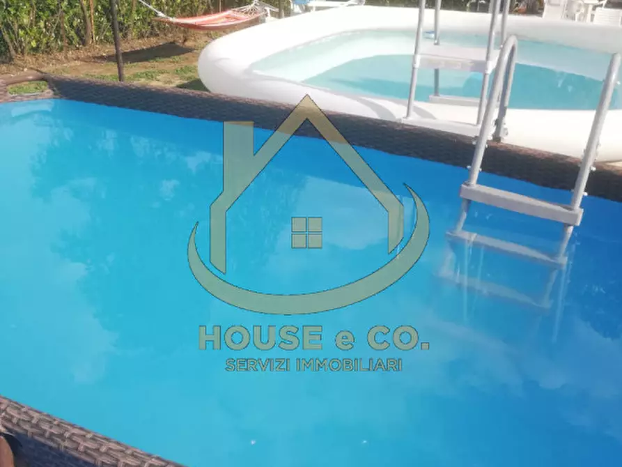 Immagine 58 di Villa in vendita  in Via Quattro Novembre a Parona