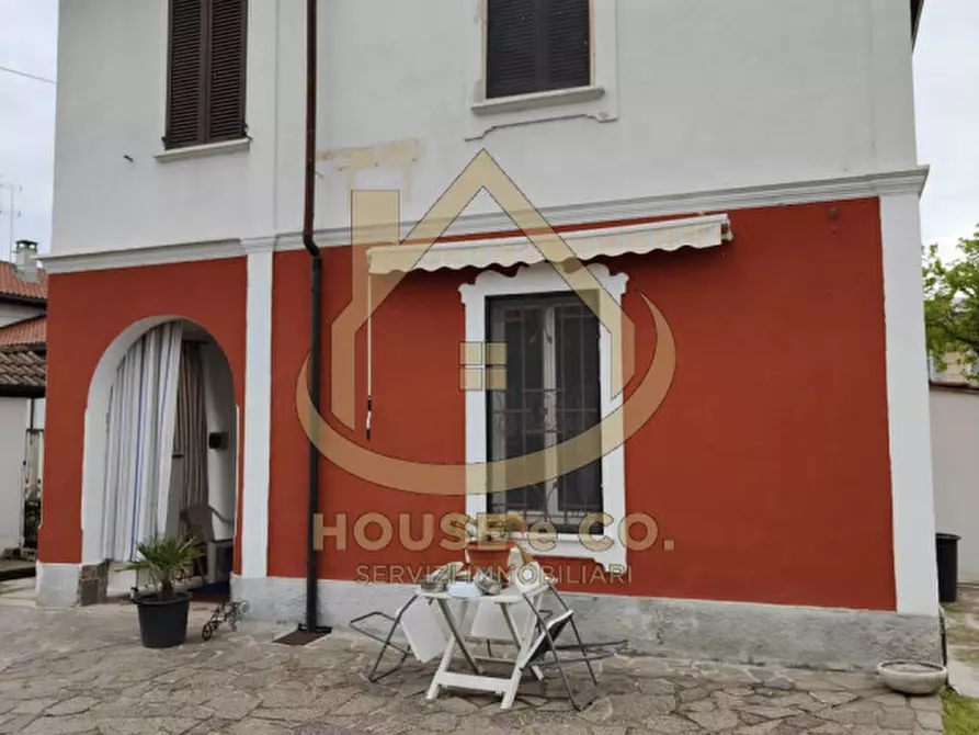 Immagine 65 di Villa in vendita  in Via Quattro Novembre a Parona