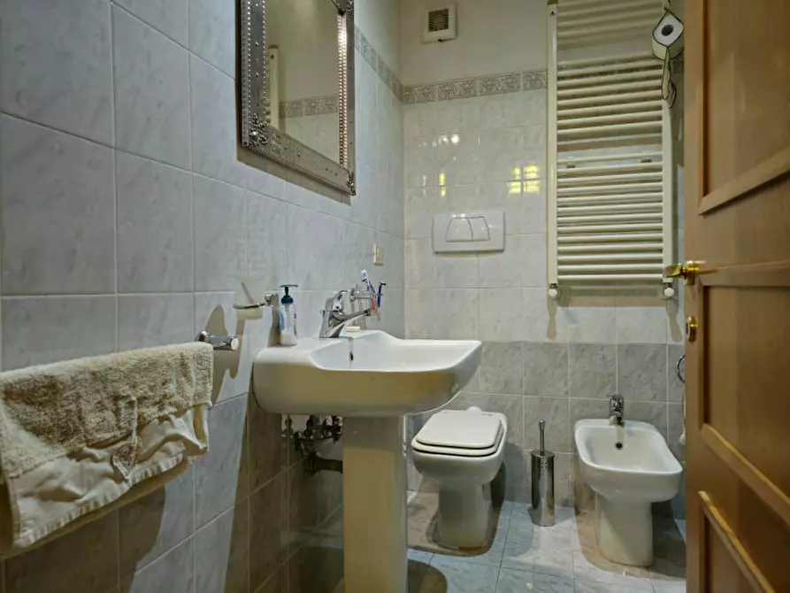 Immagine 28 di Casa bifamiliare in vendita  in via Giuseppe Lazzati a Roma