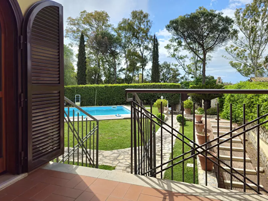 Immagine 36 di Casa bifamiliare in vendita  in via Giuseppe Lazzati a Roma