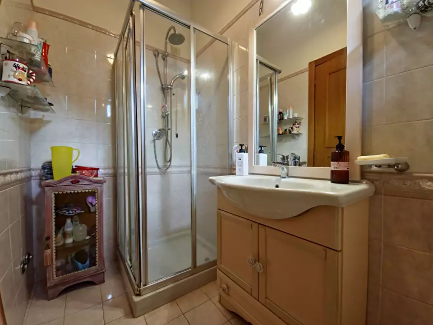 Immagine 100 di Casa bifamiliare in vendita  in via Giuseppe Lazzati a Roma