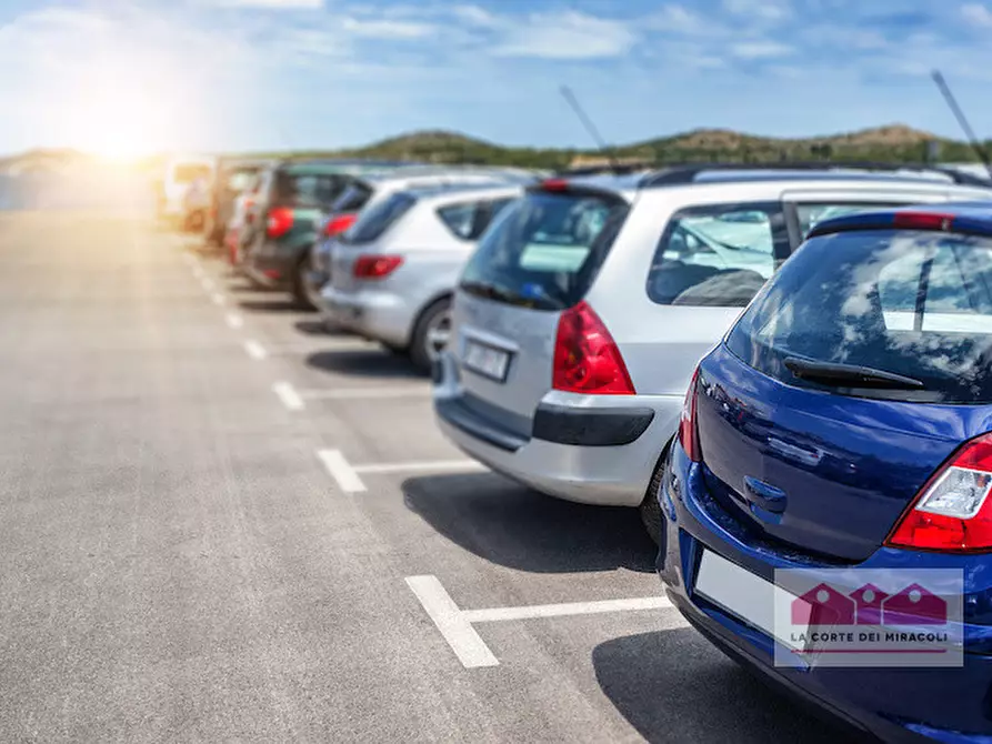 Immagine 7 di Posto auto in vendita  in Via Pacinotti a Vicenza
