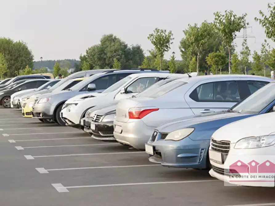 Immagine 8 di Posto auto in vendita  in Via Pacinotti a Vicenza