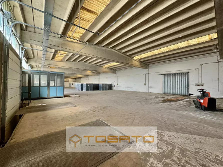 Immagine 6 di Capannone industriale in affitto  a Oppeano