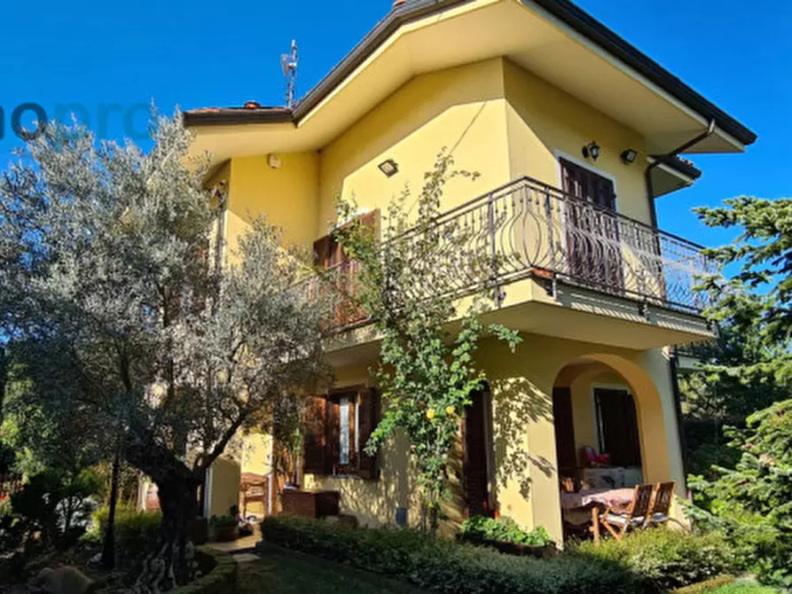 Immagine 15 di Villa in vendita  in Strada Castelnuovo Nigra 134 a Castellamonte