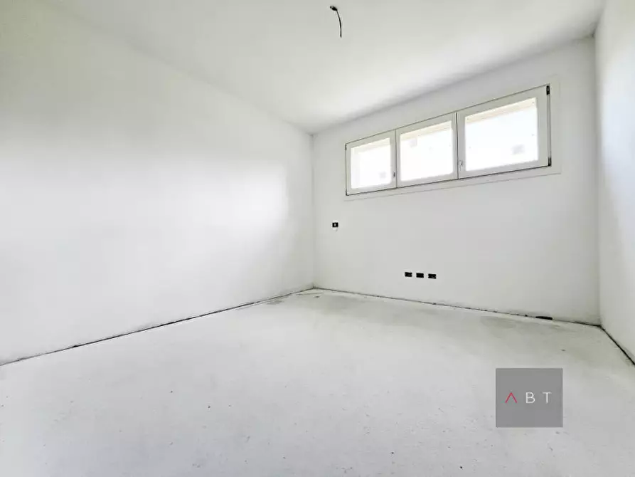 Immagine 7 di Casa bifamiliare in vendita  a Loreggia