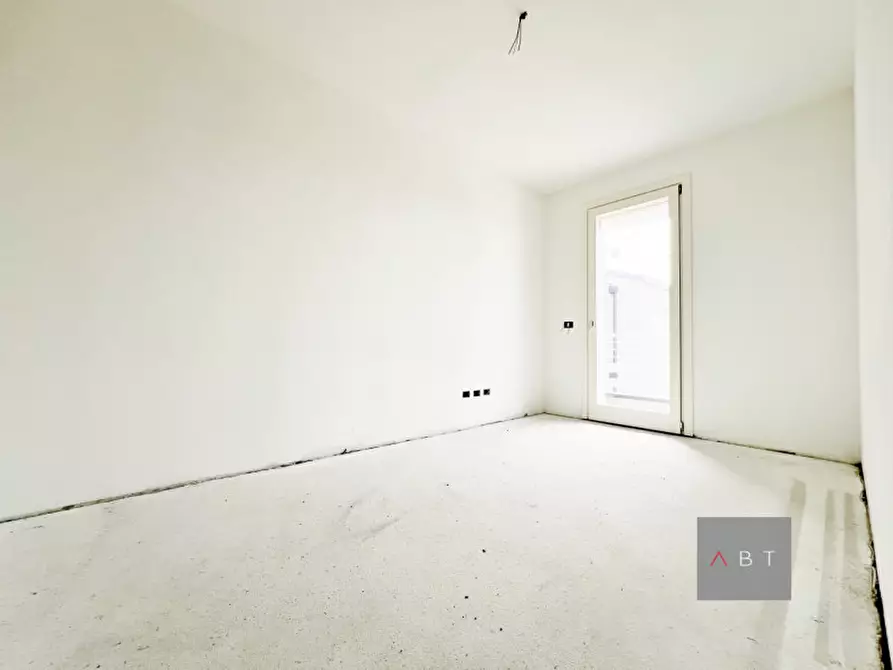 Immagine 8 di Casa bifamiliare in vendita  a Loreggia