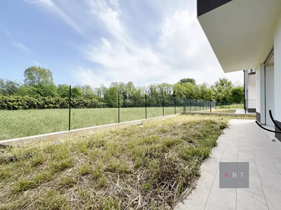 Immagine 12 di Casa bifamiliare in vendita  a Loreggia