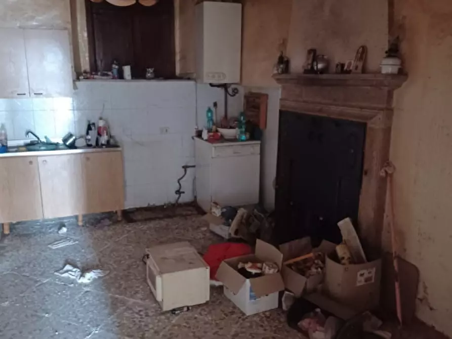 Immagine 15 di Villetta a schiera in vendita  in Via Roma 68 a Grumento Nova