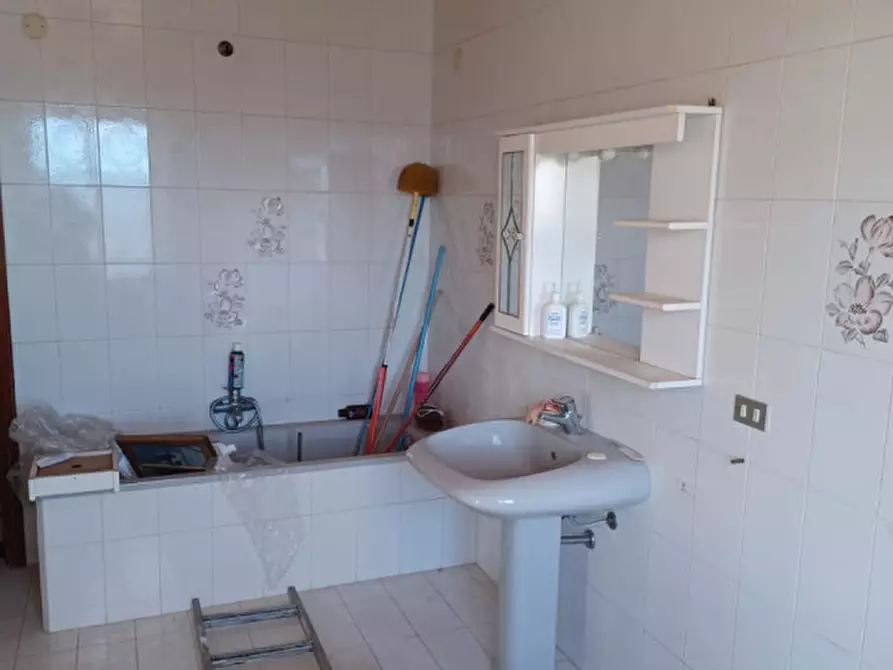 Immagine 17 di Villetta a schiera in vendita  in Via Roma 68 a Grumento Nova