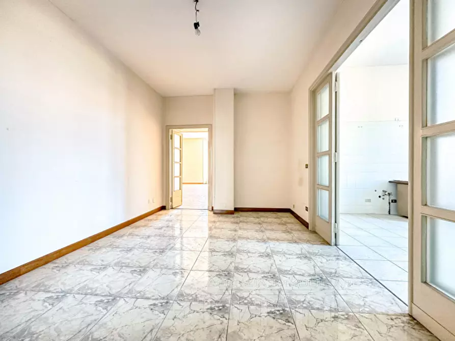 Immagine 25 di Palazzo in vendita  in Corso Lorenzo Cobianchi 2 a Verbania