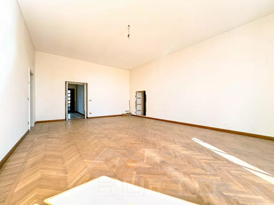 Immagine 45 di Palazzo in vendita  in Corso Lorenzo Cobianchi 2 a Verbania