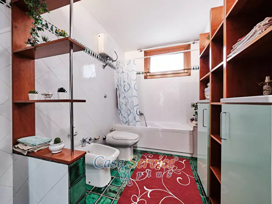 Immagine 30 di Appartamento in vendita  in Via Solferino a Casarano