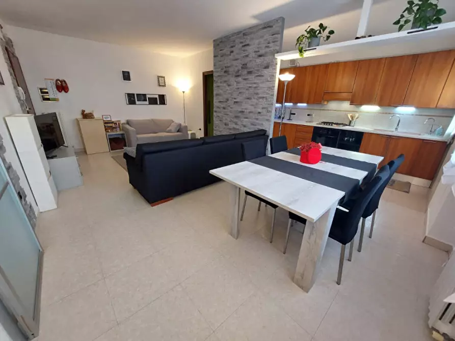 Immagine 1 di Appartamento in vendita  in Piove di Sacco - Via Roma a Piove Di Sacco