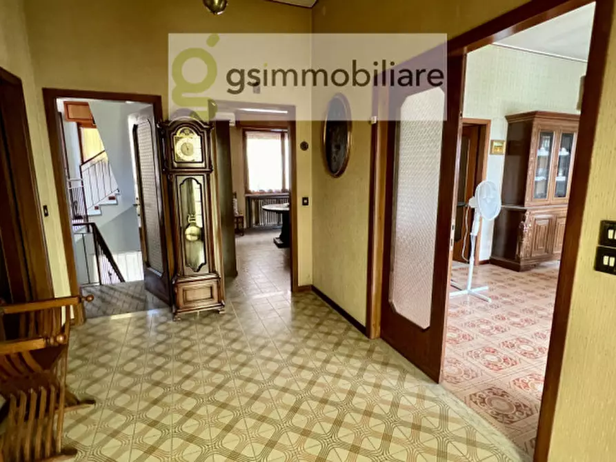 Immagine 3 di Villa in vendita  in Via Caprieli, 40 a Ospitaletto