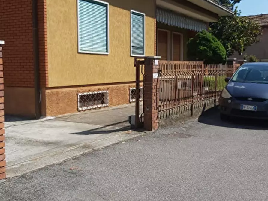 Immagine 43 di Villa in vendita  in Via Caprieli, 40 a Ospitaletto