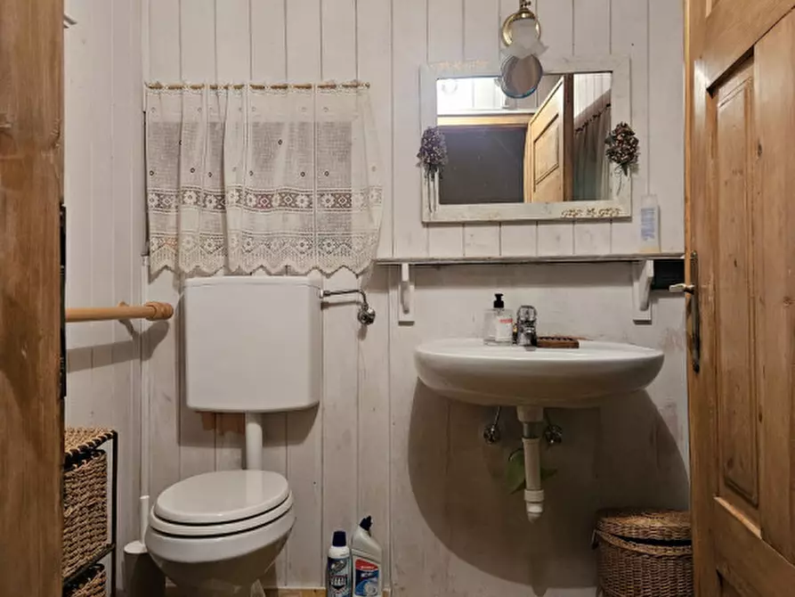 Immagine 14 di Rustico / casale in vendita  in Pracorno, n.134 a Rabbi