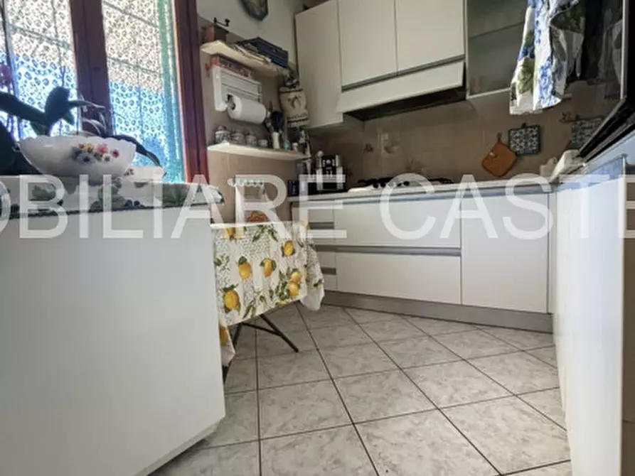 Immagine 4 di Appartamento in vendita  in corso degli Inglesi a San Remo