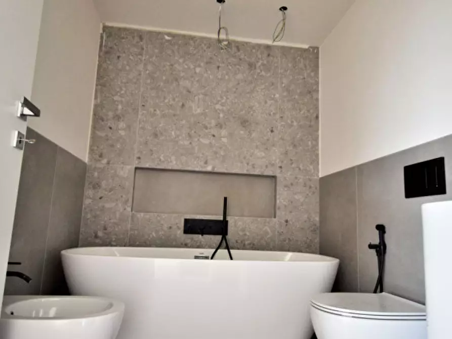 Immagine 21 di Casa bifamiliare in vendita  in Via Borgazzo a Sissa Trecasali