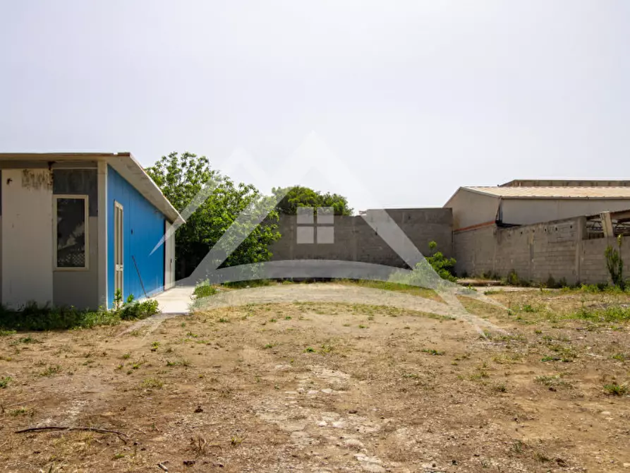 Immagine 2 di Capannone industriale in vendita  in Via Pigafetta, SNC a Porto Torres