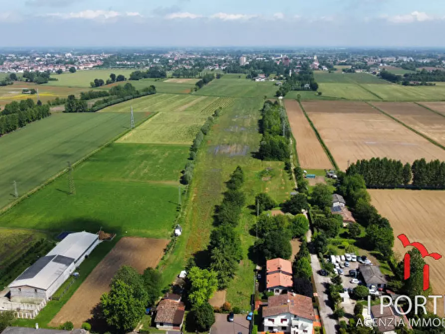 Immagine 2 di Terreno in vendita  in via sassi a Mogliano Veneto