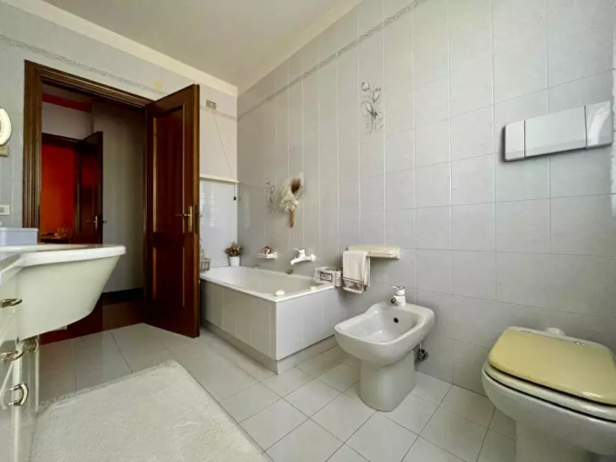 Immagine 15 di Villa in vendita  in via campanella 21b a Rovolon