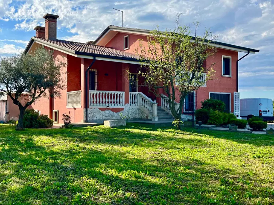 Immagine 34 di Villa in vendita  in via campanella 21b a Rovolon