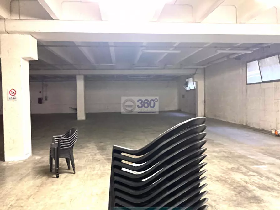 Immagine 6 di Magazzino in affitto  in Via Enrico mattei a Passirano