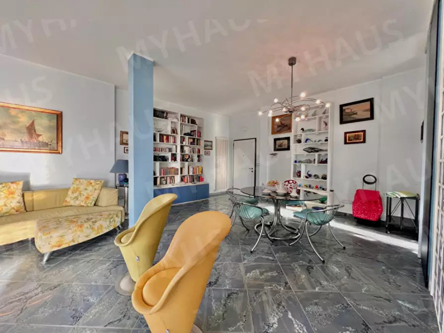 Immagine 4 di Appartamento in vendita  in Viale Giosuè Carducci 197 a Cesenatico