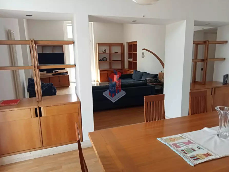 Immagine 18 di Appartamento in affitto  in VOMERO - FUNICOLARE CHIAIA a Napoli