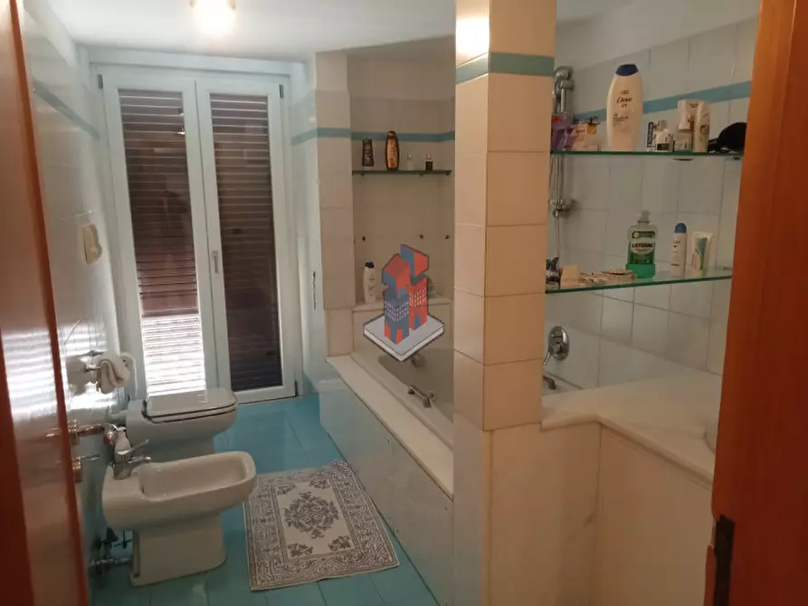 Immagine 24 di Appartamento in affitto  in VOMERO - FUNICOLARE CHIAIA a Napoli