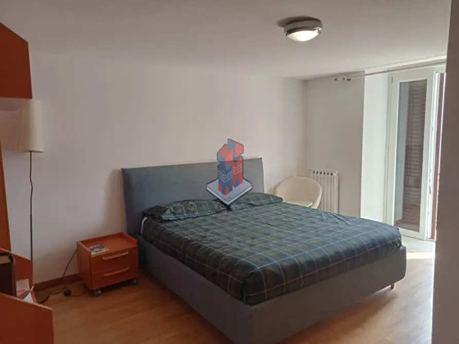 Immagine 29 di Appartamento in affitto  in VOMERO - FUNICOLARE CHIAIA a Napoli