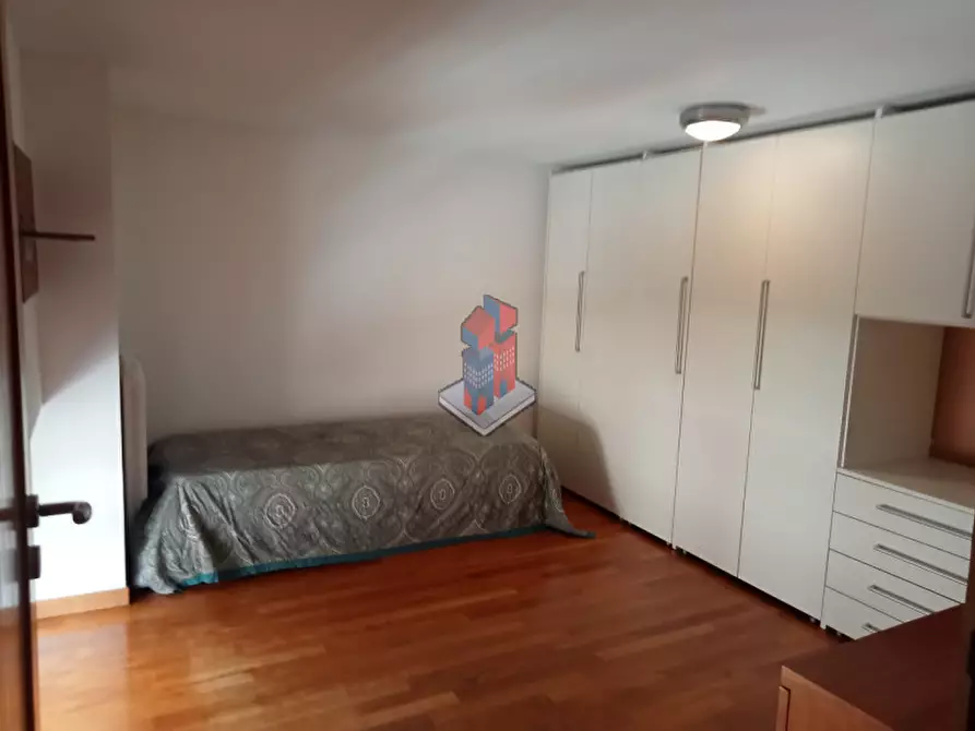 Immagine 32 di Appartamento in affitto  in VOMERO - FUNICOLARE CHIAIA a Napoli