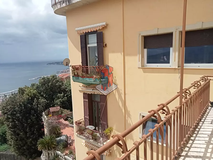 Immagine 43 di Appartamento in affitto  in VOMERO - FUNICOLARE CHIAIA a Napoli