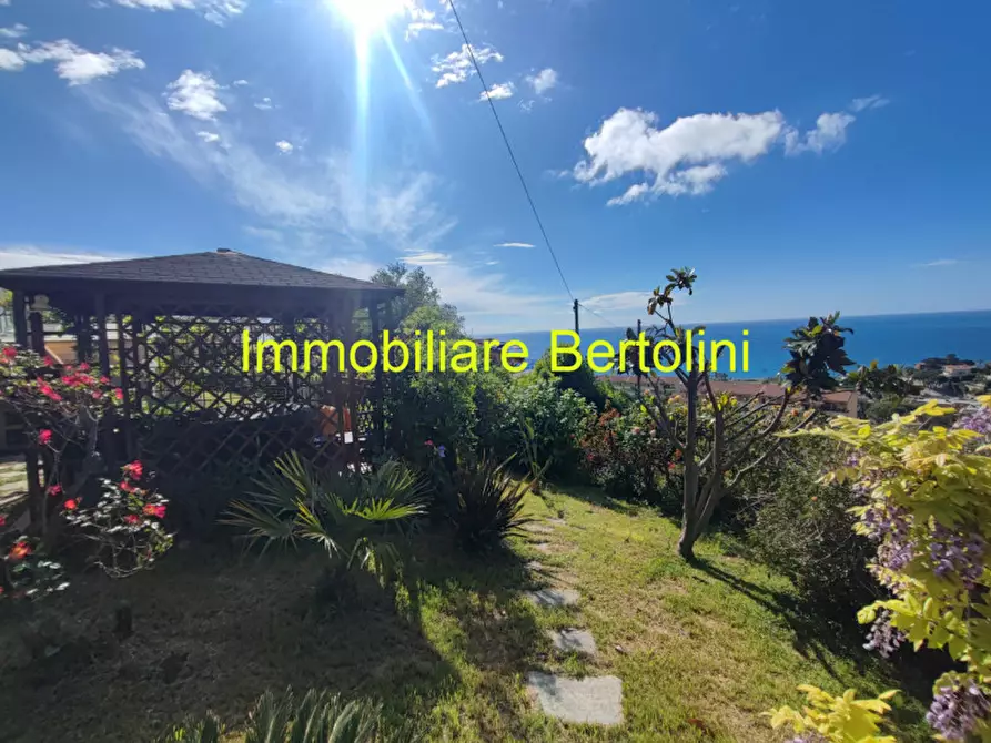 Immagine 13 di Casa bifamiliare in vendita  in VIA PADRE SEMERIA a San Remo