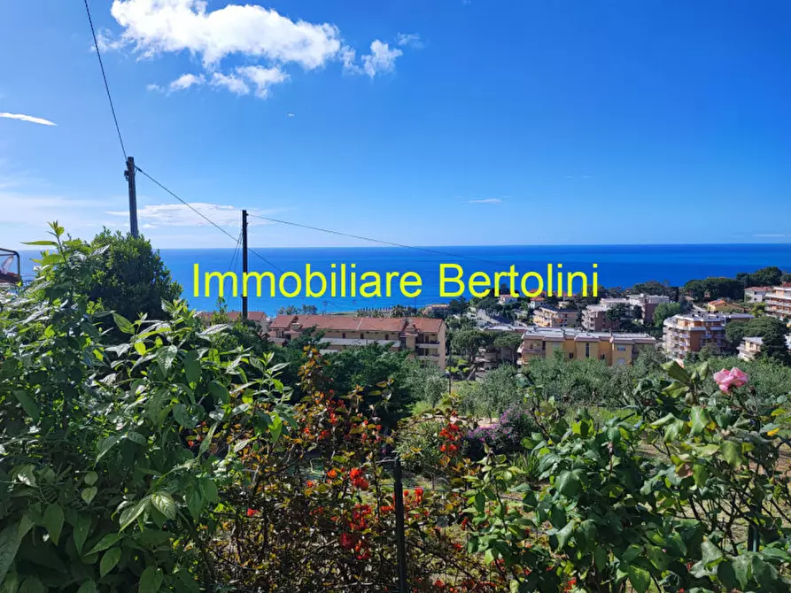 Immagine 14 di Casa bifamiliare in vendita  in VIA PADRE SEMERIA a San Remo