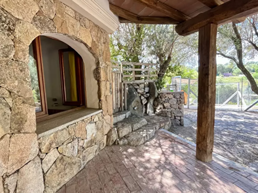 Immagine 5 di Casa bifamiliare in vendita  a Olbia