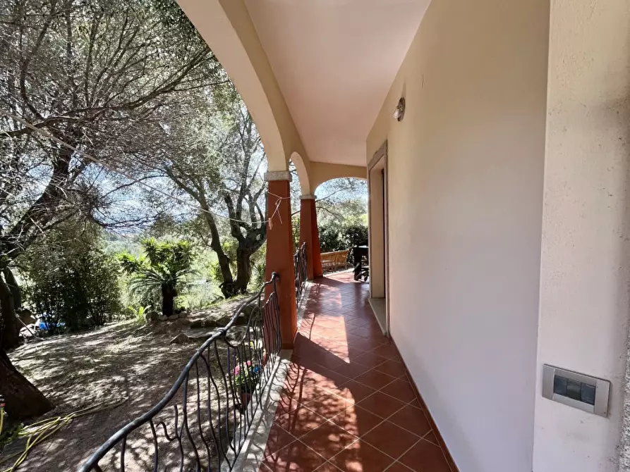 Immagine 17 di Casa bifamiliare in vendita  a Olbia