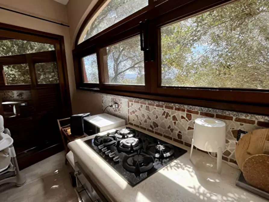 Immagine 22 di Casa bifamiliare in vendita  a Olbia