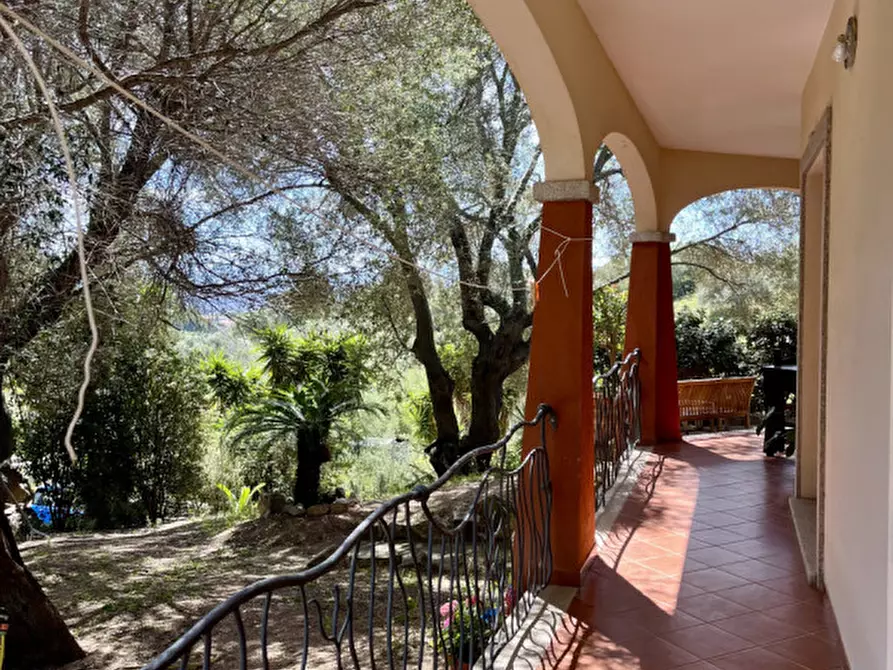 Immagine 32 di Casa bifamiliare in vendita  a Olbia