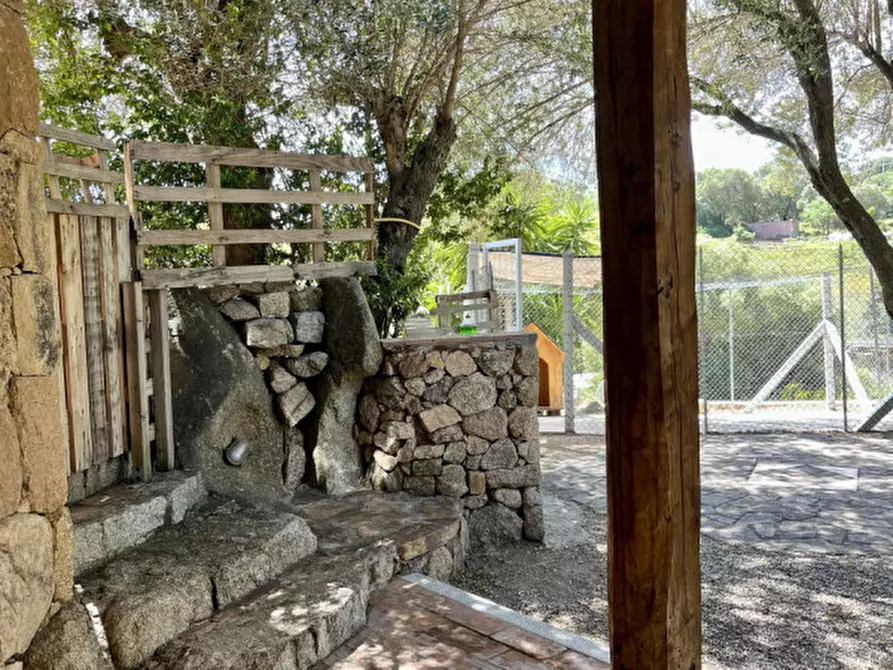 Immagine 36 di Casa bifamiliare in vendita  a Olbia