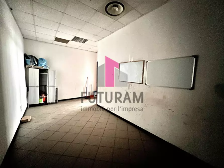 Immagine 23 di Capannone industriale in vendita  in VIA FRANCESCO CILEA 4 a Vicenza